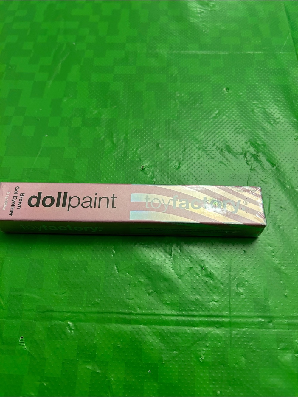 dollpaint Brown Gel Eyeliner - Sleek Pink Box